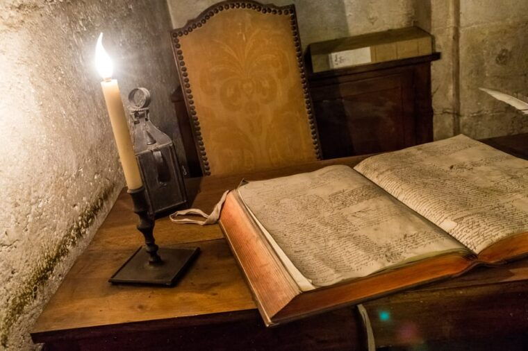 paris-sainte-chapelle-and-conciergerie-combined-tickets