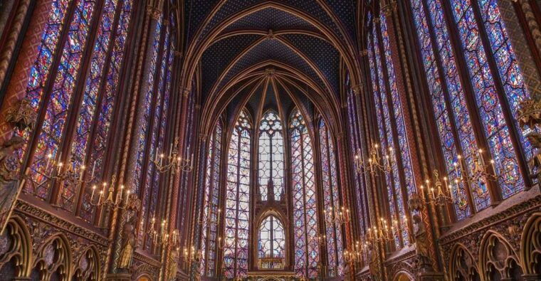 paris-sainte-chapelle-conciergerie-notre-dame-guided-tour