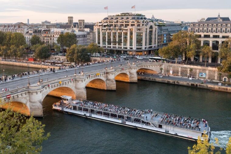 paris-scenic-cruise-on-the-seine-river-with-champagne