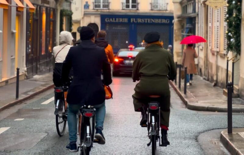 paris-secret-city-bike-tour-off-the-tourist-path