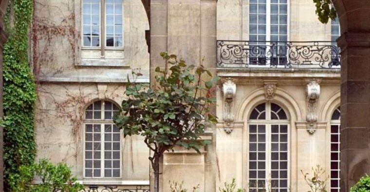 paris-secret-gardens-1-30-hour-long-walking-tour