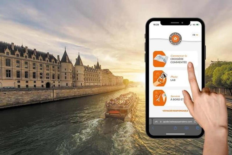 Paris: Seine Cruise with French Music Playlist & Postcard - Authentic Experiences and Insights from Travelers