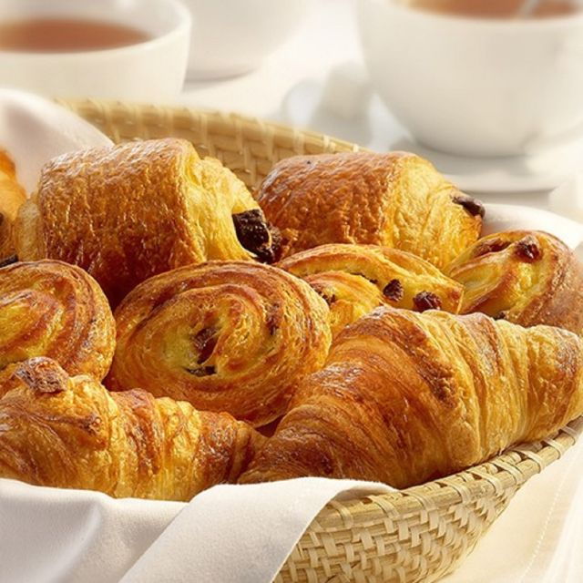 paris-seine-river-cruise-brunch