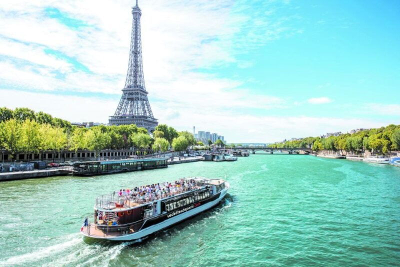 Paris: Seine River Cruise with a Live Guide - Practical Details and Tips