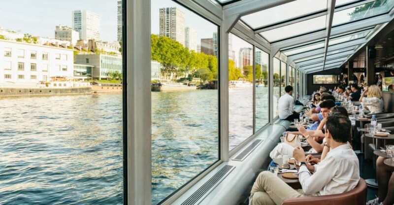 paris-seine-river-panoramic-views-dinner-cruise