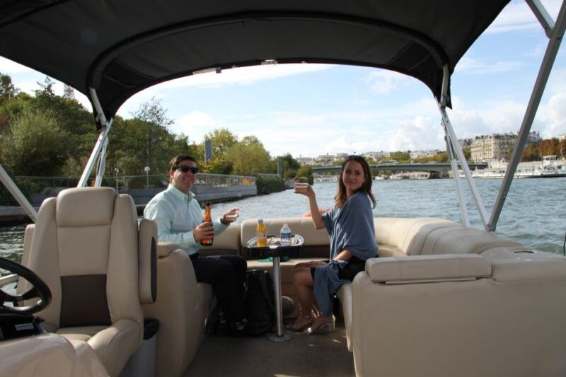 paris-seine-river-private-guided-pontoon-boat-cruise