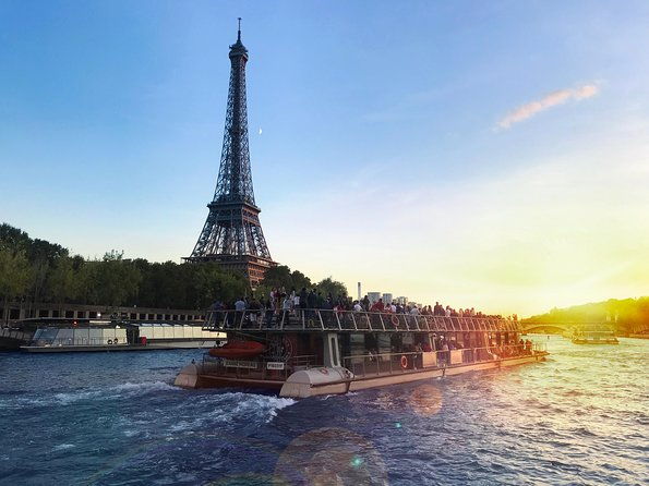 paris-seine-river-sightseeing-cruise-with-commentary-by-bateaux-parisiens