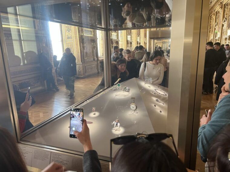 paris-semi-private-tour-of-the-louvre-museum-and-mona-lisa