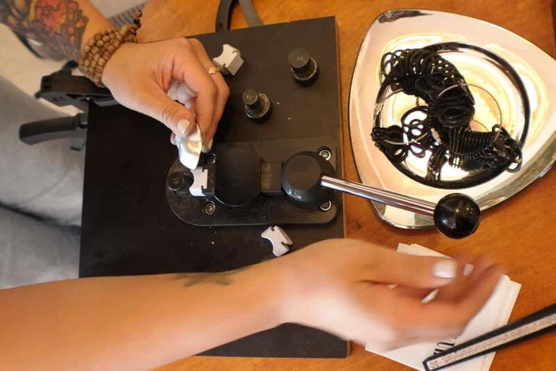 Paris: Silver Spoon Ring Workshop in Le Marais - FAQ
