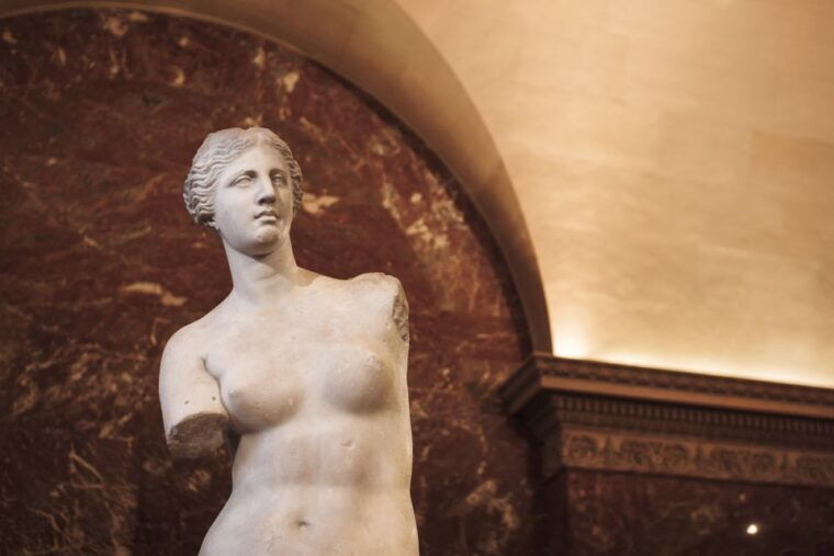 paris-skip-the-line-louvre-highlights-tour-with-mona-lisa