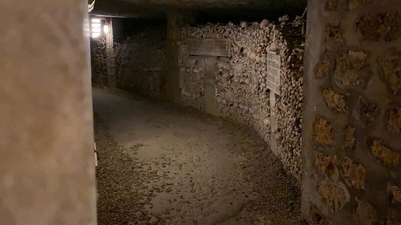 Paris: Small-Group Catacombs Tour with Skip-the-Line Entry - The Experience: What to Expect from the Tour