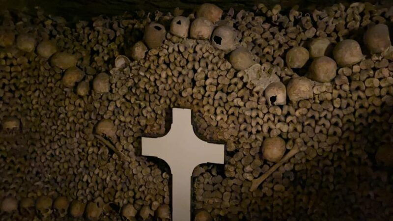 paris-small-group-catacombs-tour-with-skip-the-line-entry