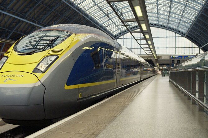 paris-small-group-tour-from-london-eiffel-tower-champagne-lunch-2