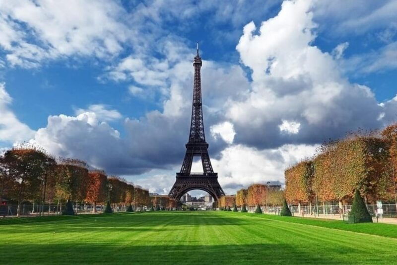 paris-street-art-walking-tour-with-a-guide