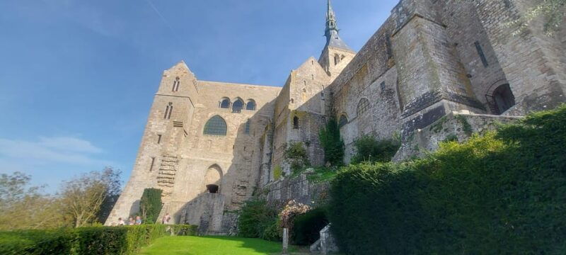 paris-to-mont-saint-michel-day-trip-in-luxury-van-live-guide