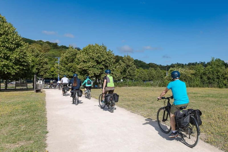 Paris to Versailles by electric bike - Nature and discovery ride - The Sum Up