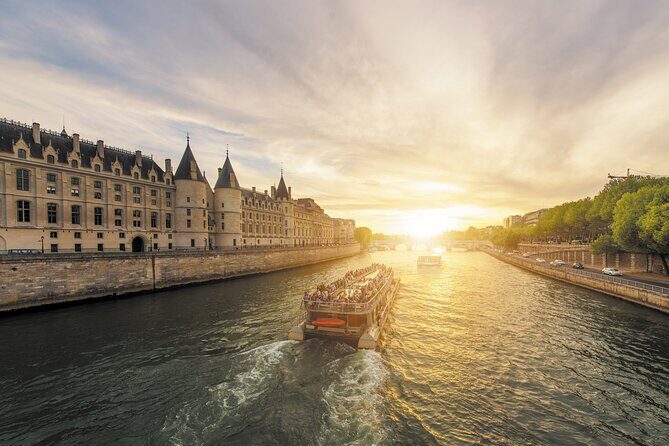 Paris Tootbus Must See Hop-on Hop-off Bus Tour with Seine River Cruise - Detailed Breakdown of Stops and Sights
