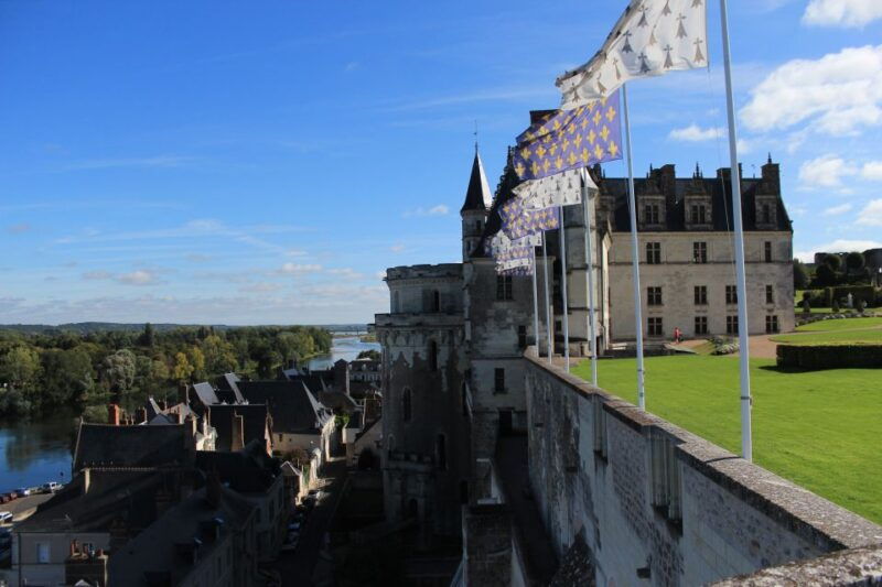 paris-top-loire-castles-with-lunch-and-wine