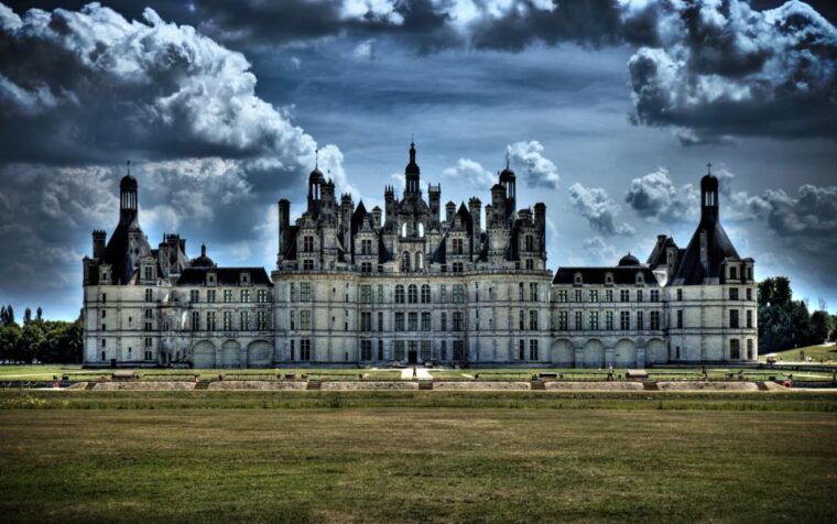 paris-top-loire-castles-with-lunch-and-wine