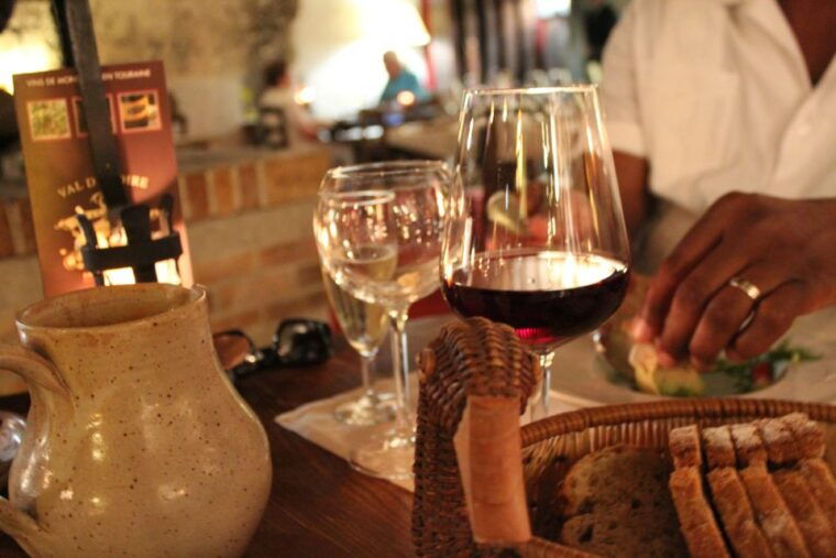 paris-top-loire-castles-with-lunch-and-wine