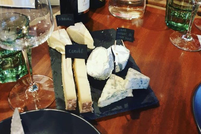 paris-top-sights-half-day-walking-tour-wine-tasting-experience-3