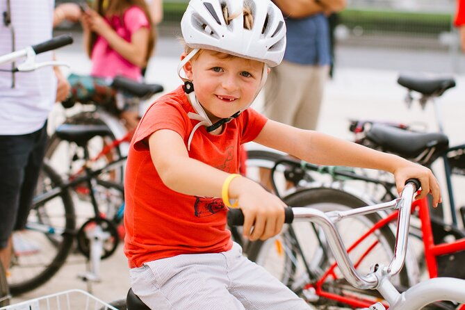 paris-tour-de-france-bike-ride