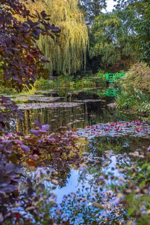 paris-transfer-giverny-village-house-claude-monet-3-pax