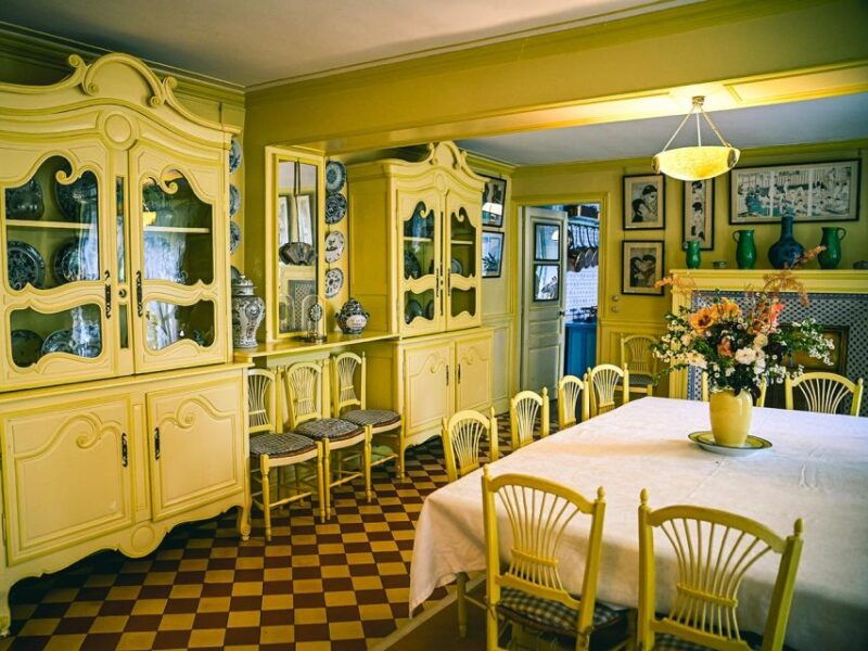 paris-transport-for-visit-giverny-claude-monet-7-peoples