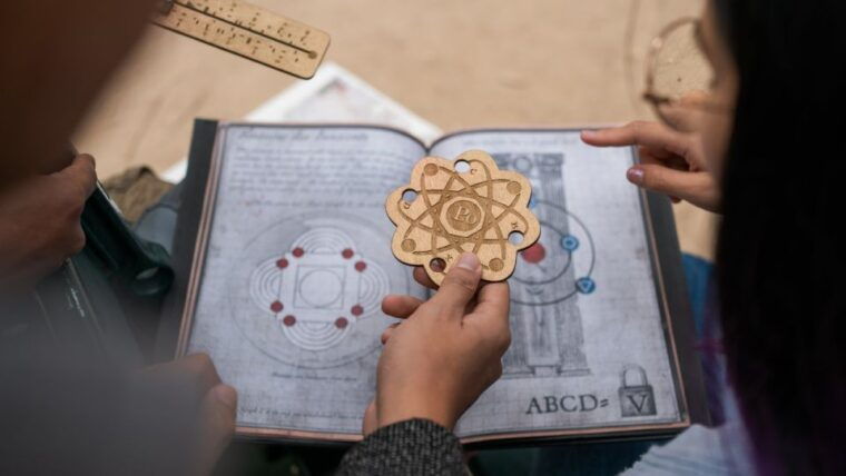 paris-treasure-hunt-walking-tour-marie-curies-secret