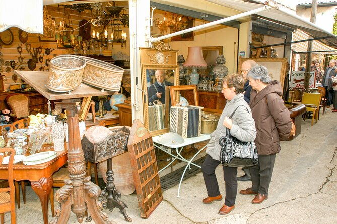 paris-uncover-saint-ouen-flea-market-treasures-guided-tour