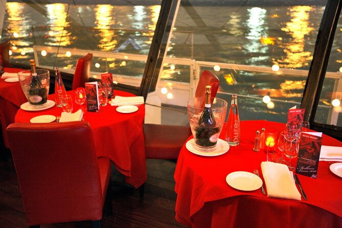 paris-valentines-day-dinner-cruise-by-bateaux-mouches