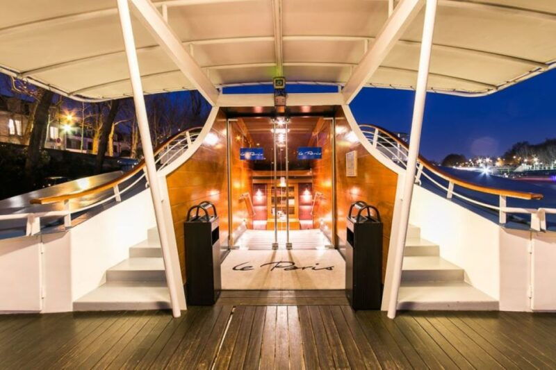 paris-valentines-day-dinner-cruise-on-the-seine-river