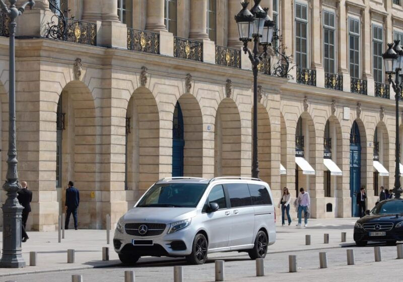 paris-vip-landmarks-sightseeing-chauffeur-driven-tour-3hr