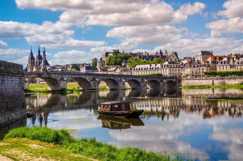 paris-vip-loire-valley-chauffeur-driven-full-day-tour-12hrs