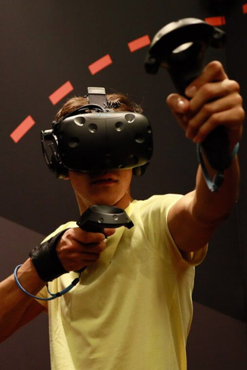 paris-virtual-reality-escape-room-adventure-2