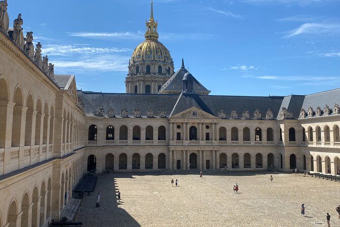 paris-walking-tour-by-a-native