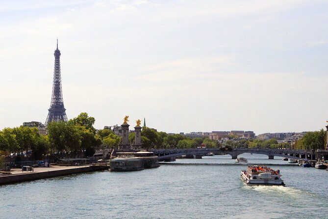 paris-wheelchair-accessible-custom-tour-full-day-w-local-guide