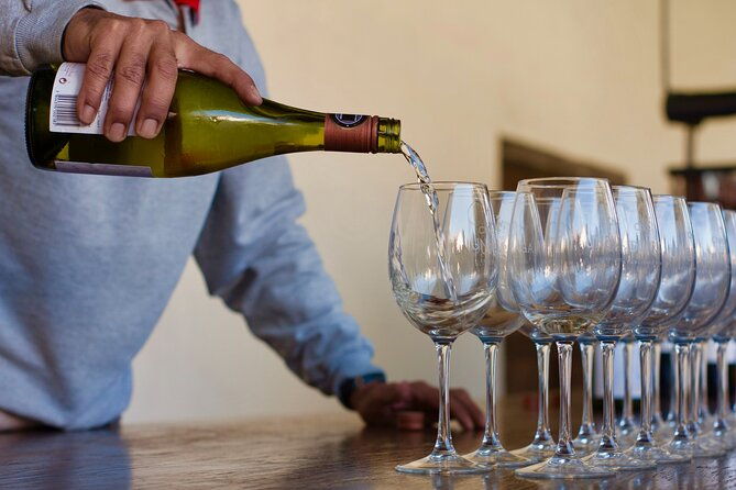 paris-wine-tasting-experience-in-montmartre