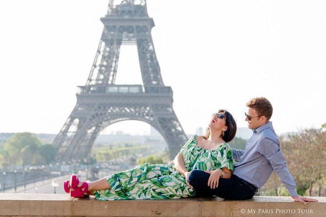 parisian-life-style-private-photo-shoot-at-eiffel-tower