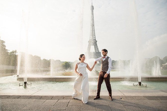 parisian-life-style-private-photo-shoot-at-eiffel-tower