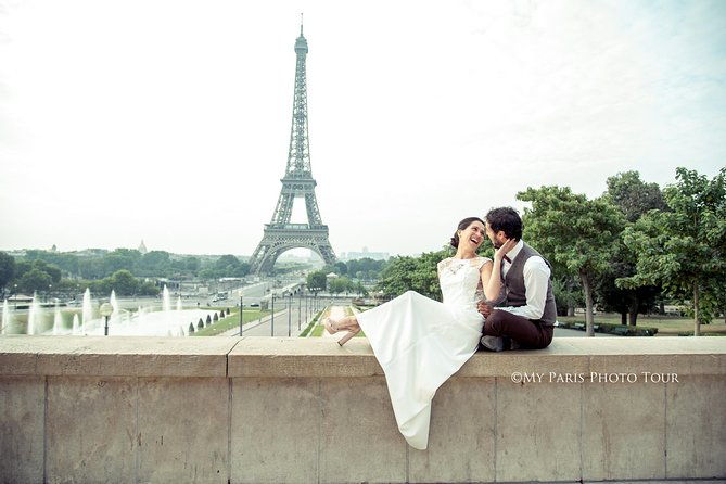 parisian-life-style-private-photo-shoot-at-eiffel-tower