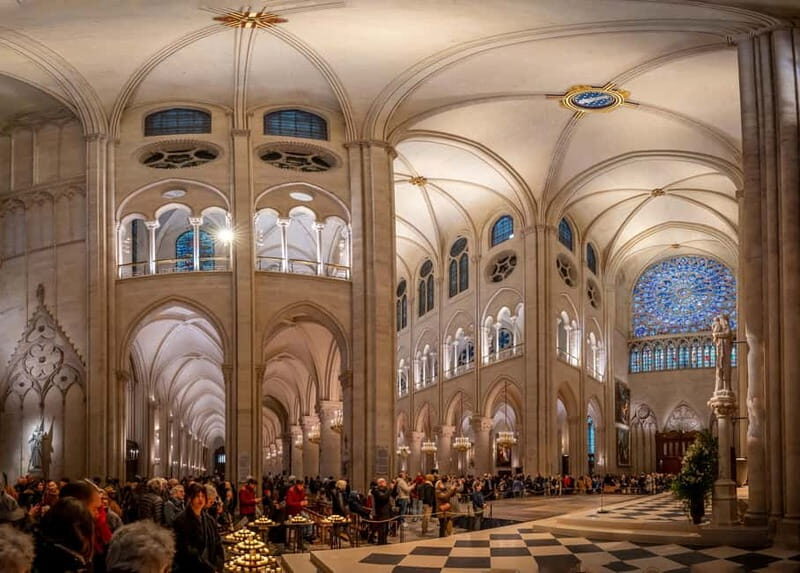 Paris:Notre-Dame Cathedral Interior and Exterior Guided Tour - Starting Point and Meeting Details