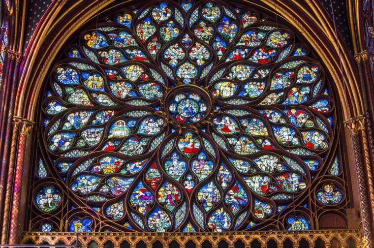 pariss-old-town-and-top-attractions-private-car-tour