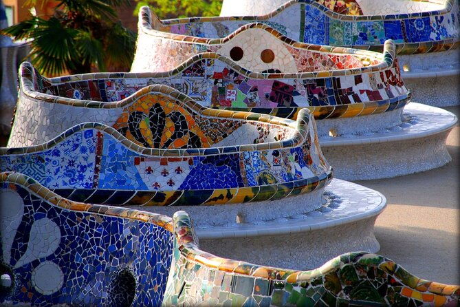 park-guell-guided-tour-in-barcelona