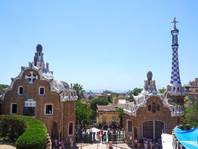park-guell-guided-tour-with-skip-the-line-entry-ticket