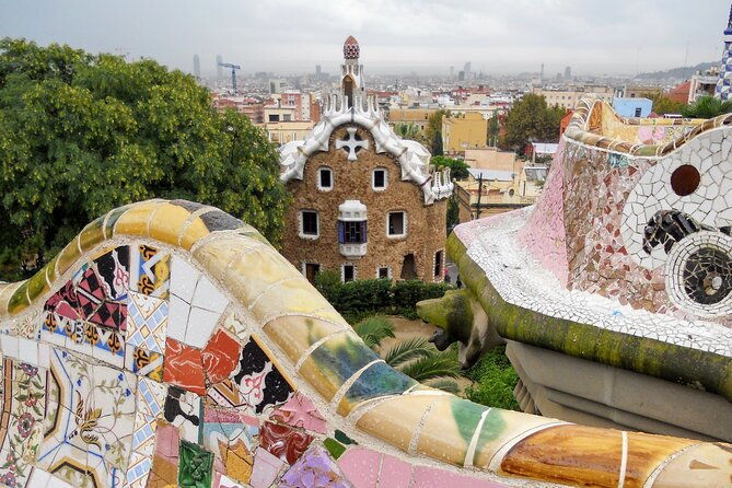 park-guell-guided-tour-with-skip-the-line-ticket-2
