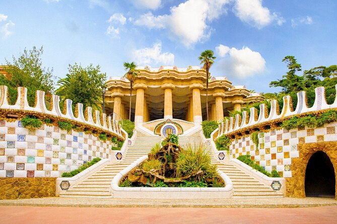 park-guell-skip-the-line-guided-tour-2