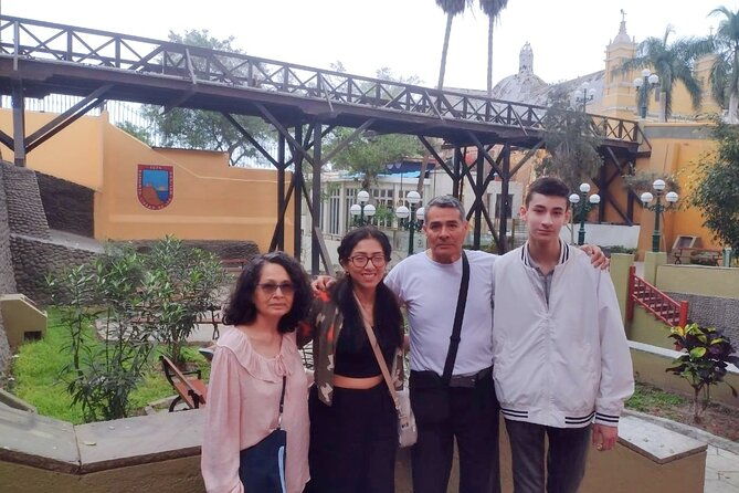 parks-pyramids-and-colors-of-lima-tour