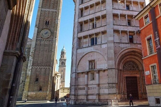 parma-classic-walking-tour
