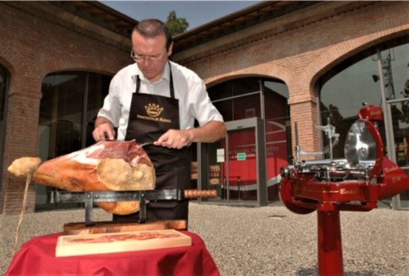 parma-parmigiano-production-and-parma-ham-tour-tasting